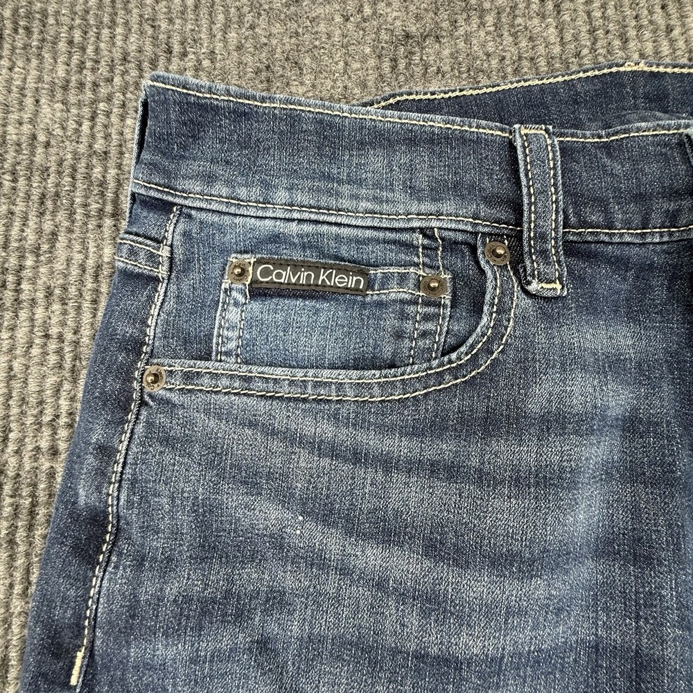 Calvin Klein Men's Slim Straight Blue Denim Jeans, Cotton, Medium Wash, 5-Pocket - Picture 3 of 6